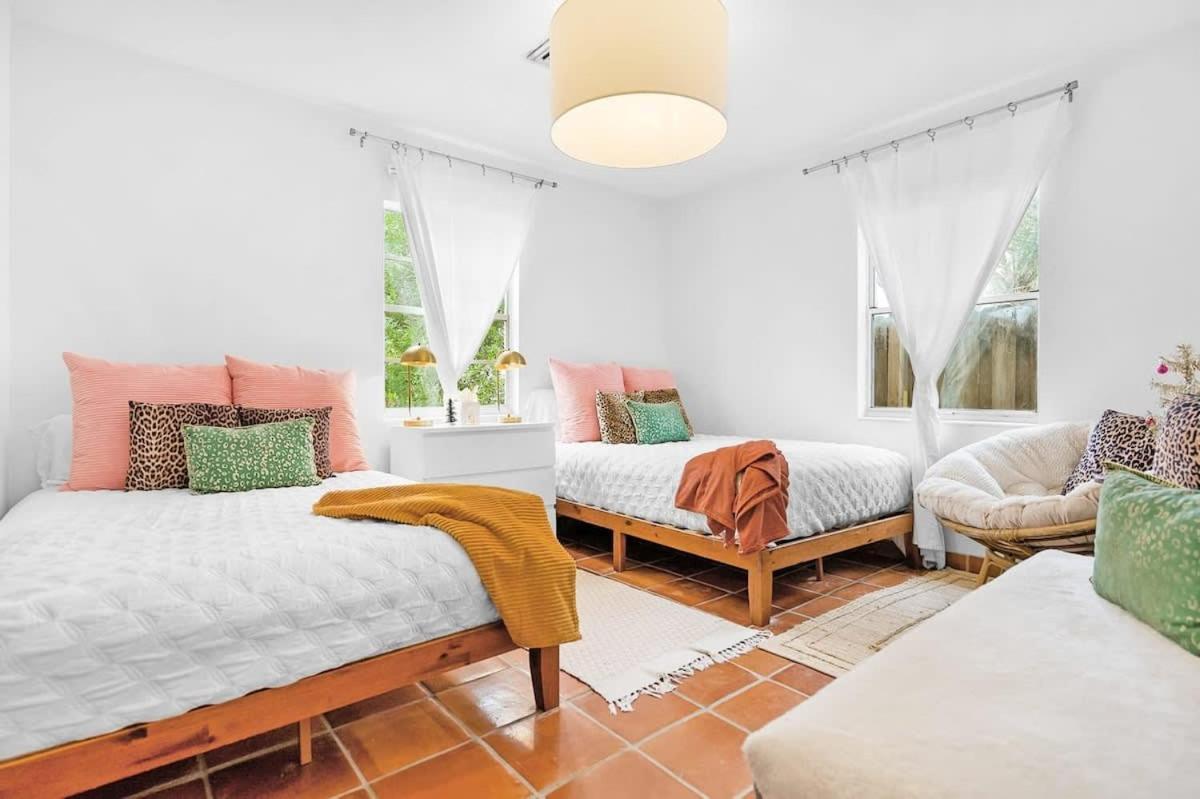 세인트어거스틴 Pink House Prime Location Walk To Downtown Dogs Ok 빌라 외부 사진